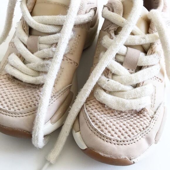 Zara nude lace up sneakers GUC size 26(9.5) - Picture 4 of 9